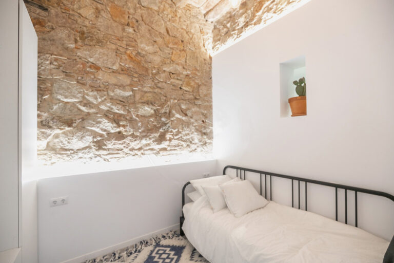 Apartment renovated by Artemis Assets